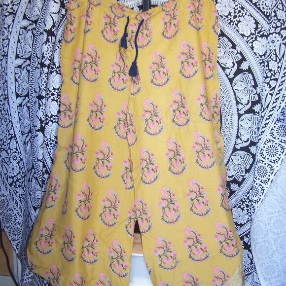 World Market Side Slit Drawstring Waist Pants Sz S/M - Picture 2 of 6